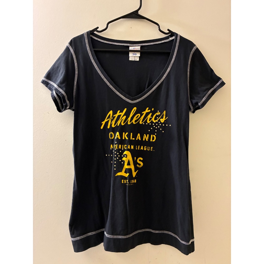 Oakland Athletics A's Black XL MLB V-Neck Campus Lifestyle Graphic Tee
